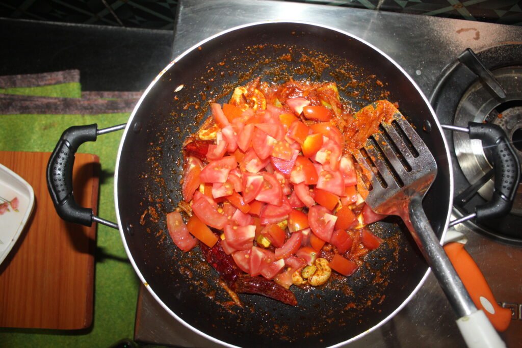  cook the onions before adding tomatoes